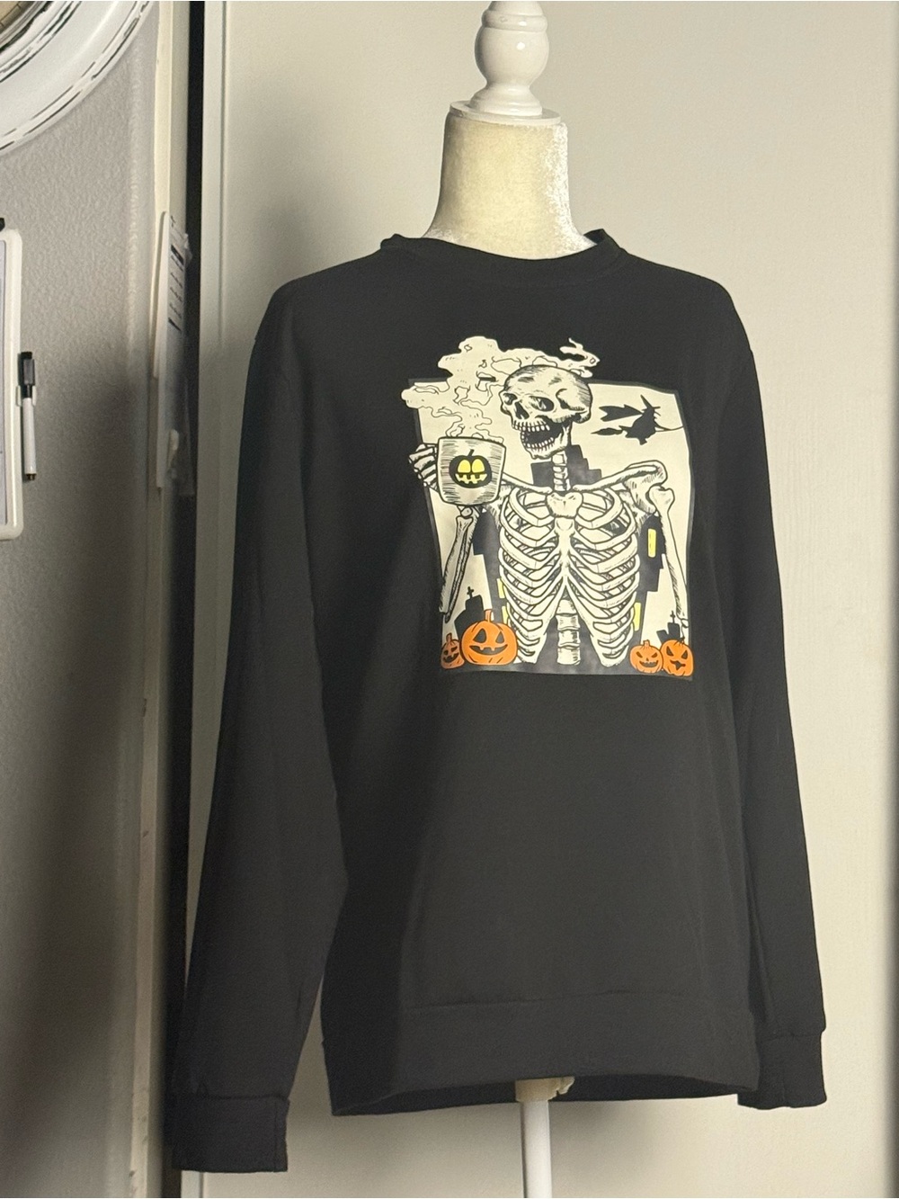 Unbranded Black Crewneck Sweater with Skeleton Celebrating Halloween Graphic SZL